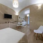Macarth Modern Centro Apartment